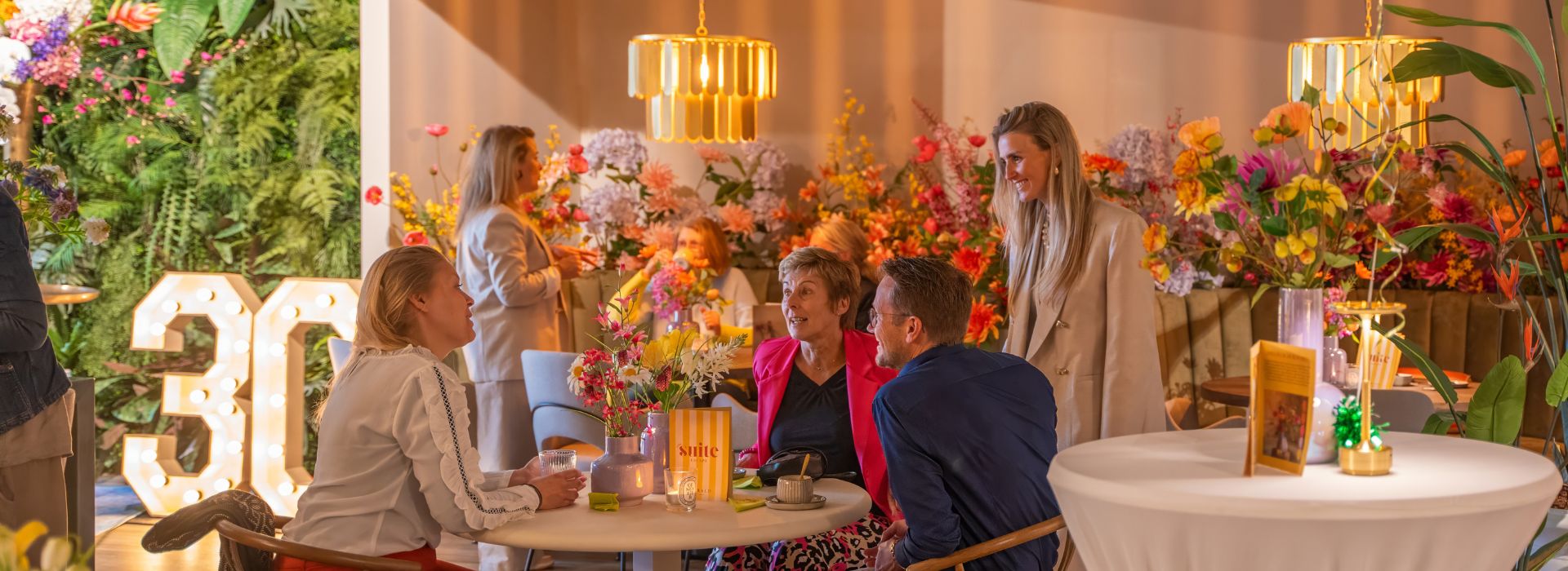 30 jarig klantevent kunstbloemen